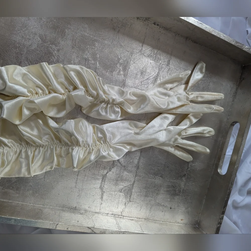 🤍 Long Gloves Elegant Satin Lovers One Size Fits All By Finale Opera Party